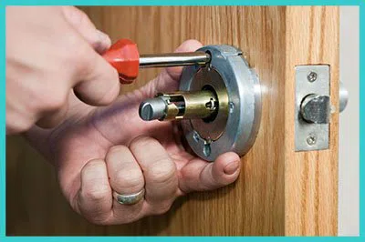 Advanced Locksmith Service Avon, CT 203-278-5050 - 10-residential-lockouts