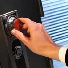 Advanced Locksmith Service Avon, CT 203-278-5050 - sb-com-01